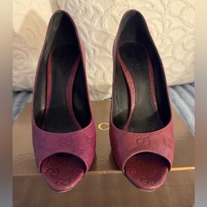 Gucci Women's Embossed Peep-Toe Heels - Rich Purple